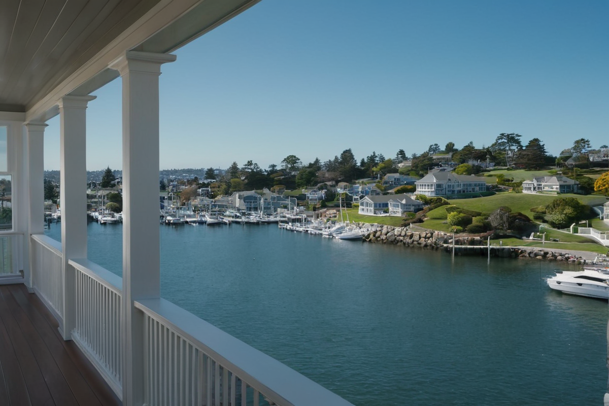 Newport, RI — Pure Pristine Cleans